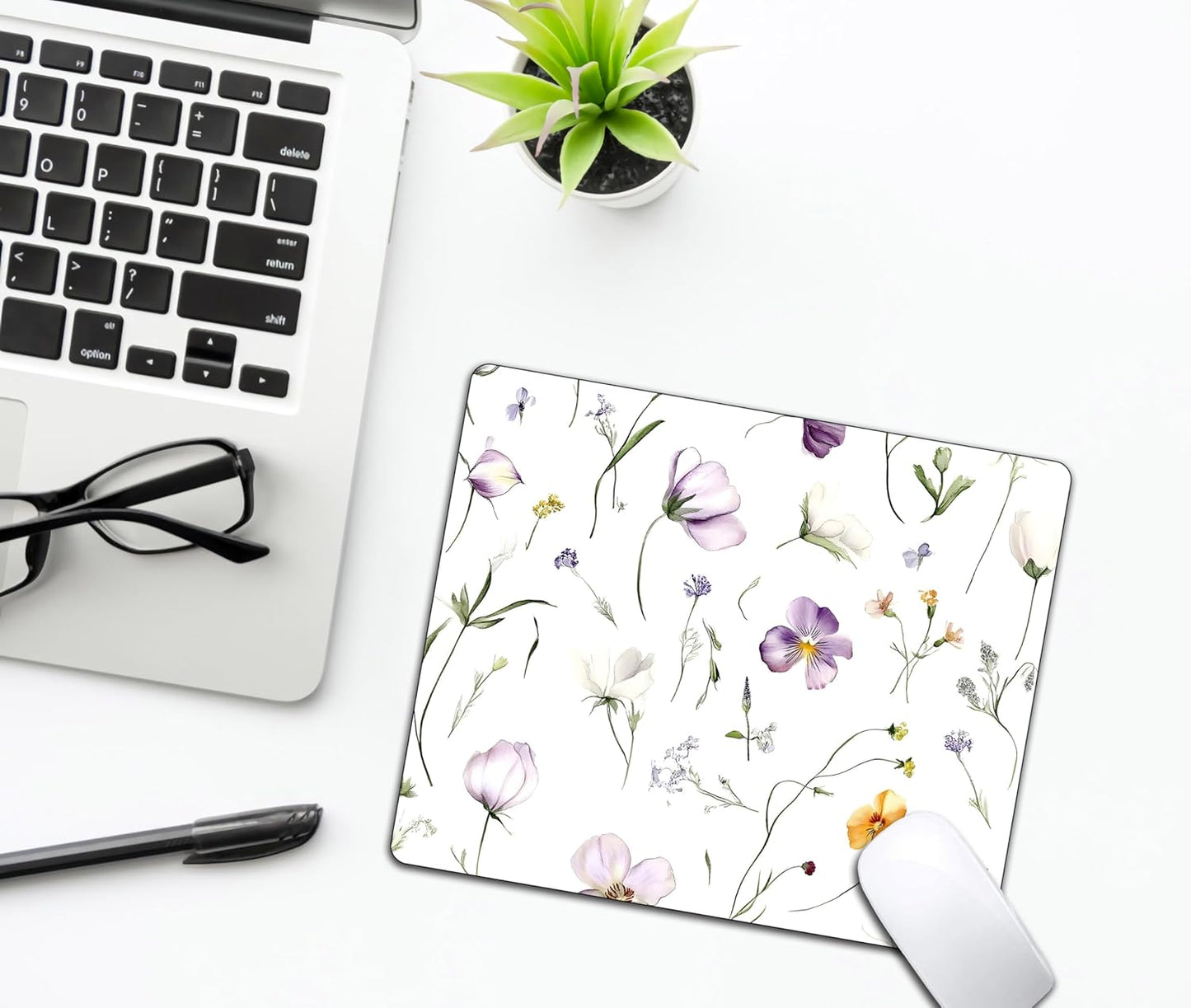 Purple Floral Potted Plants Mouse Pads for Desk, Portable Wireless Computer Mouse pad Small Design with Women, Non-Slip Rubber Base Laptop Mousepad 9.5" x 7.9" Smooth Surface for Office & Travel
