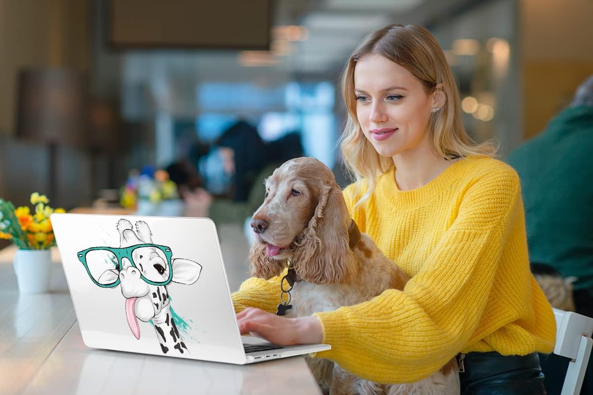 MEEgoodo Case for MacBook Air M4/M3/M2 13.6 inch 2025 2024 2022, Fit Model A3240 A3113 A2681, Compatible with MacBook Air 13 inch, Laptop Hard Shell Case with Keyboard Cover, Funny Giraffe