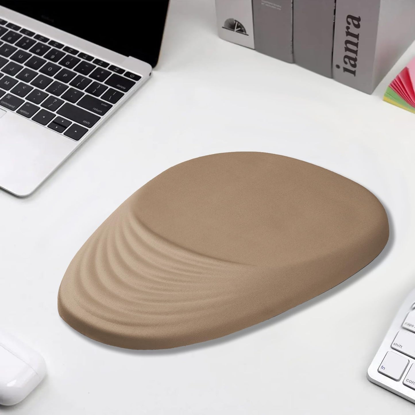 Ergonomic Mouse Pad Wrist Support, Mouse Pad with Wrist Rest, Entire Memory Foam & Non-Slip PU Base MousePads with Stepped-Wedge Design for Pain Relief, Desk, Office, Home, Beige