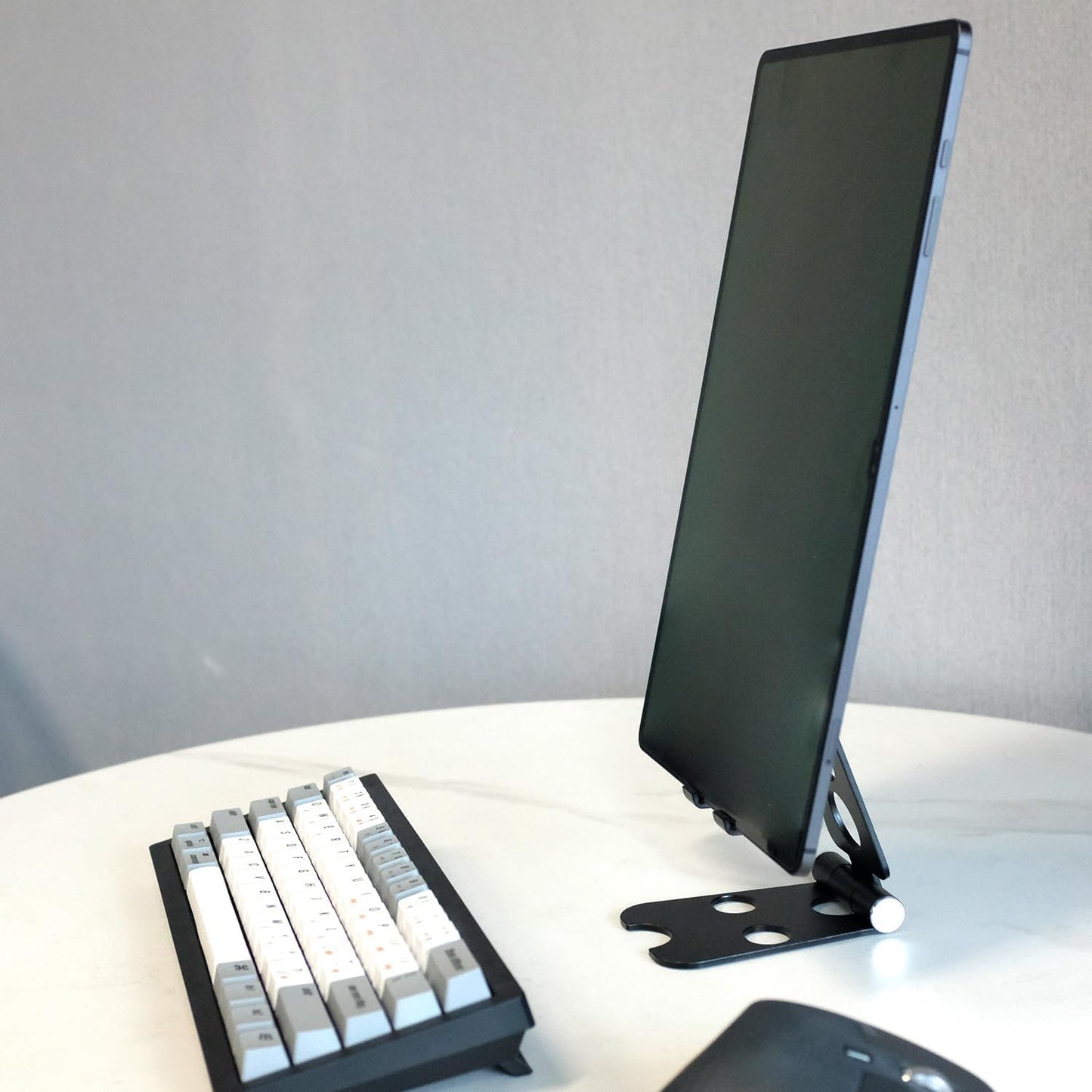 Kado Tablet Stand with Cord Holder Aluminum Alloy Black, Fully Adjustable Foldable Desktop Phone Stand Compatible with iPad mini/Air/Pro 11/12.9, Galaxy Tablet, Kindle and Display Devices 4"-16''