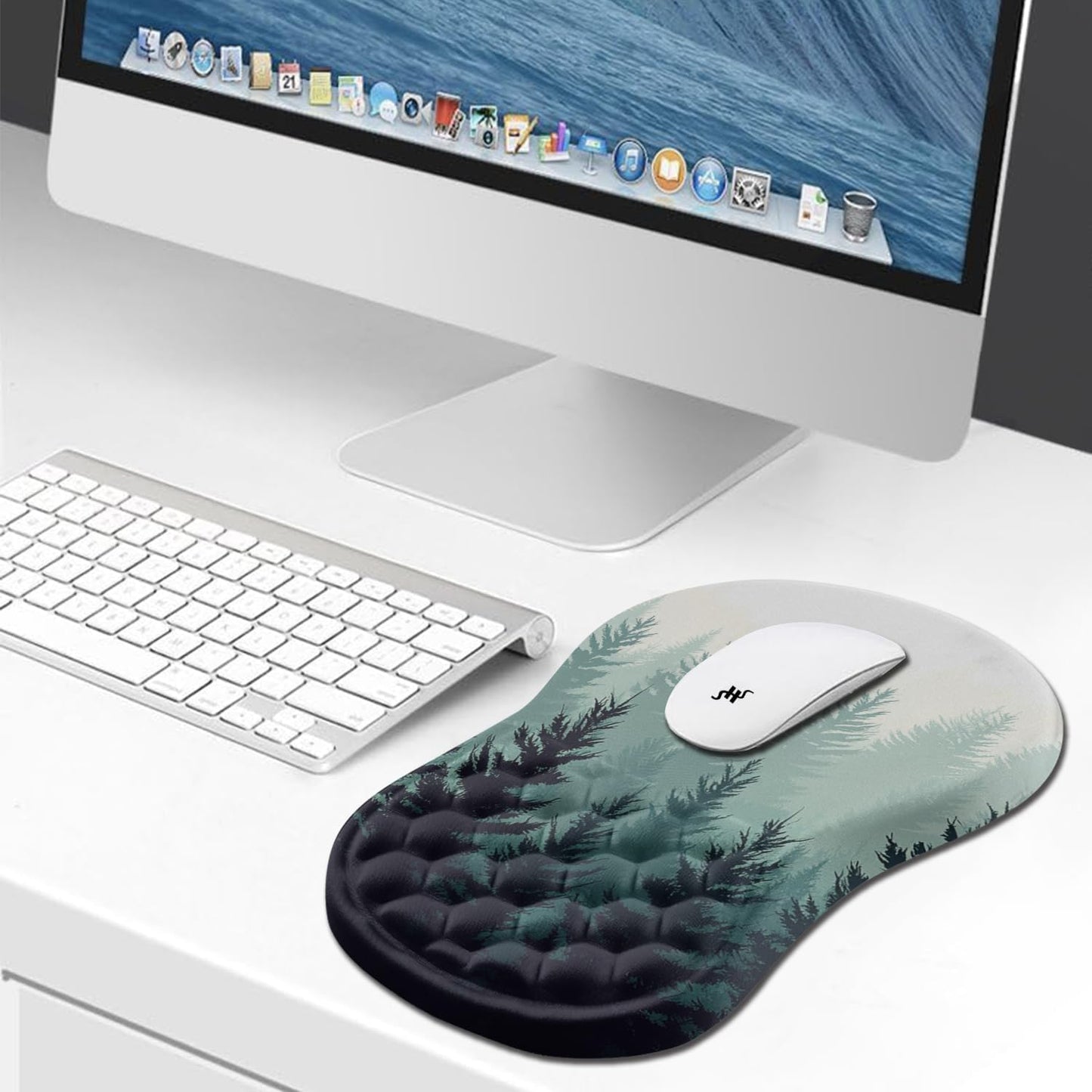 Hokafenle Ergonomic Mouse Pad Wrist Support, Wrist Rest Mousepad for Carpal Tunnel Pain Relief with Integrated Memory Foam Slope Massage Bulge (11.8x7.9 inch,Forest