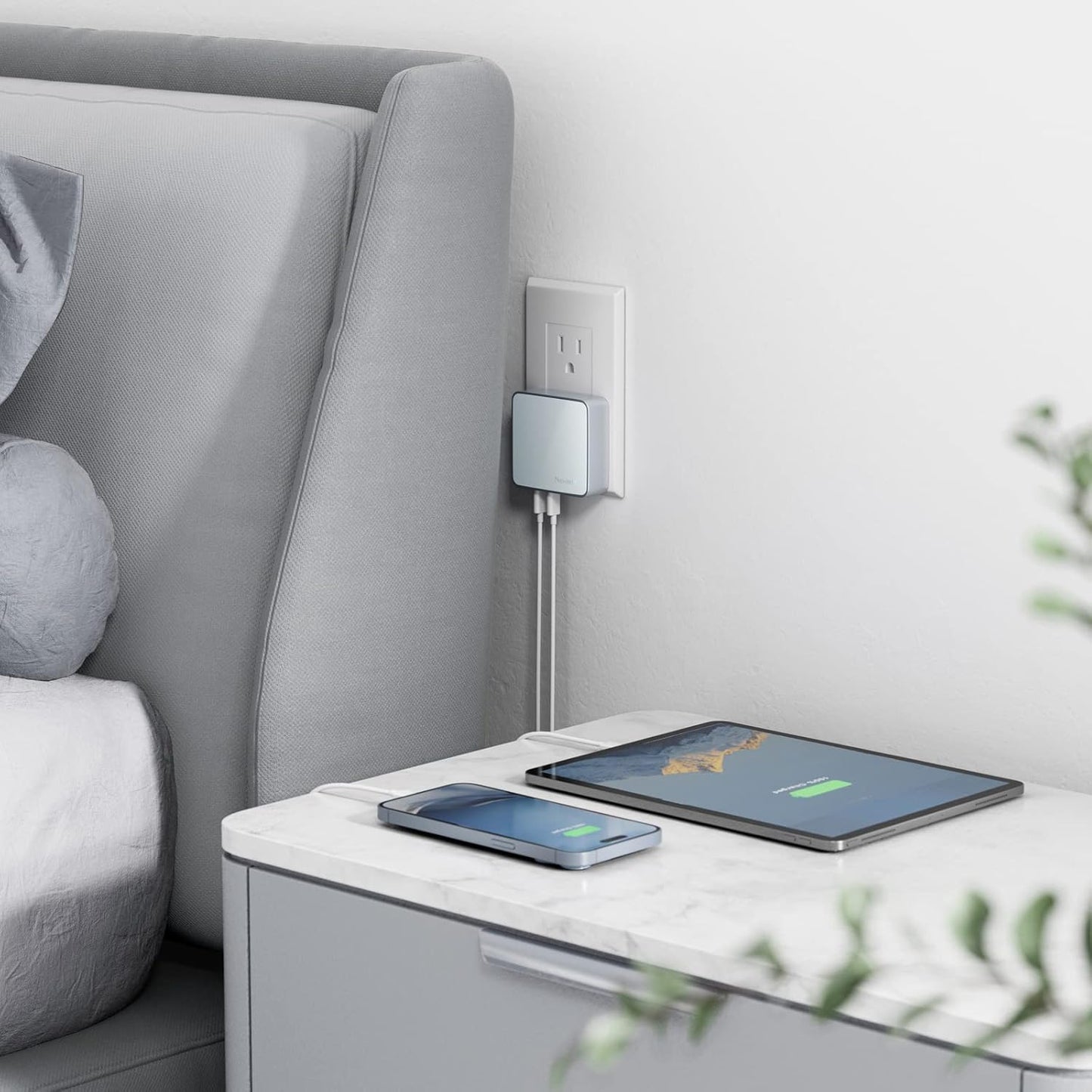 Nekmit USB C Charger, Thin Flat 52W 4-Port Fast Wall Charger with Two 20W Power Delivery and 2 USB Port for iPhone 14/14 Pro/14 Pro Max, Galaxy, Pixel, iPad Pro, AirPods Pro and More, Blue