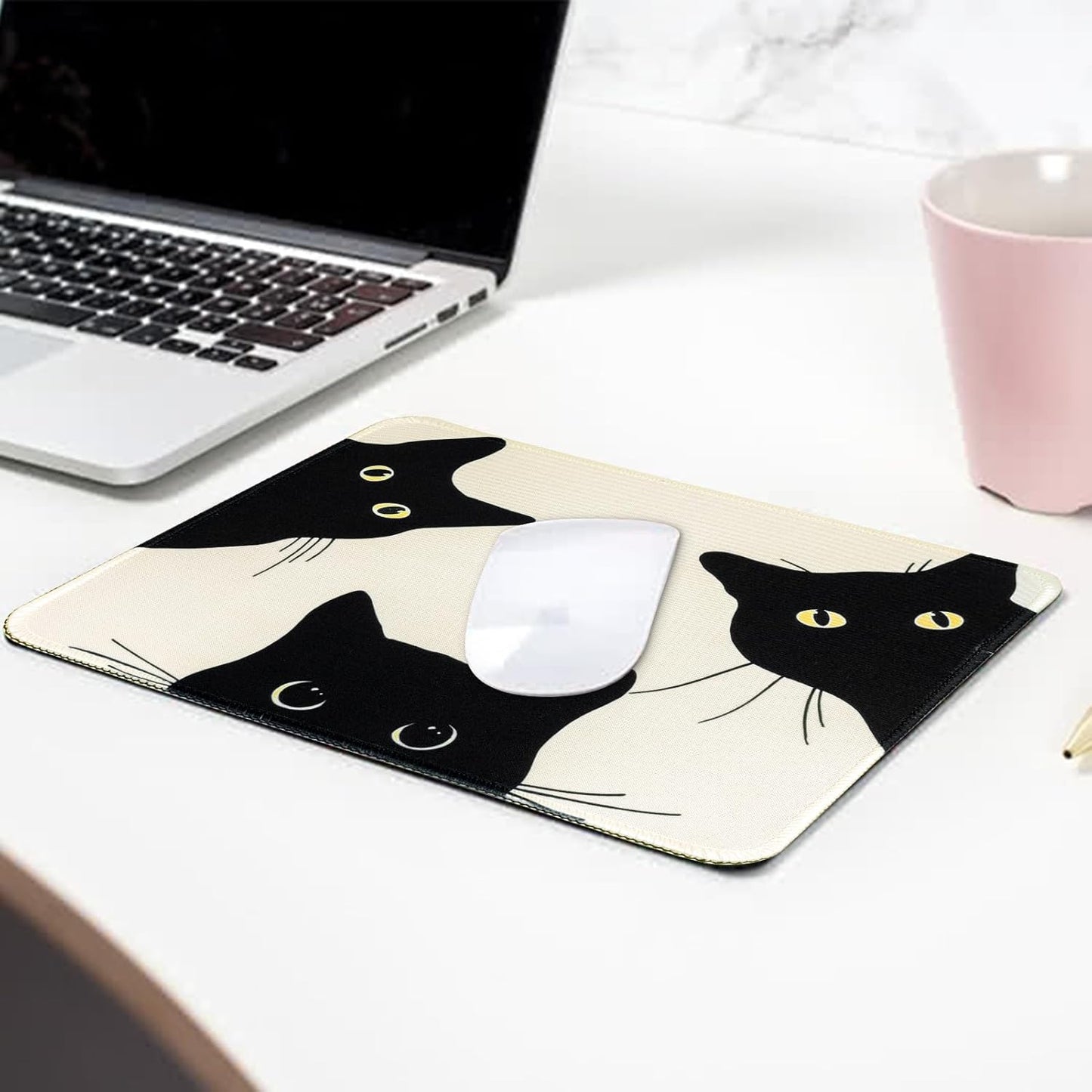 Funny Mouse pad Square Cute Mouse Mat for Wireless Mouse Small Office Computer Mousepad for Desk Mat Laptop with Non-Slip Rubber Base (Three Cats)