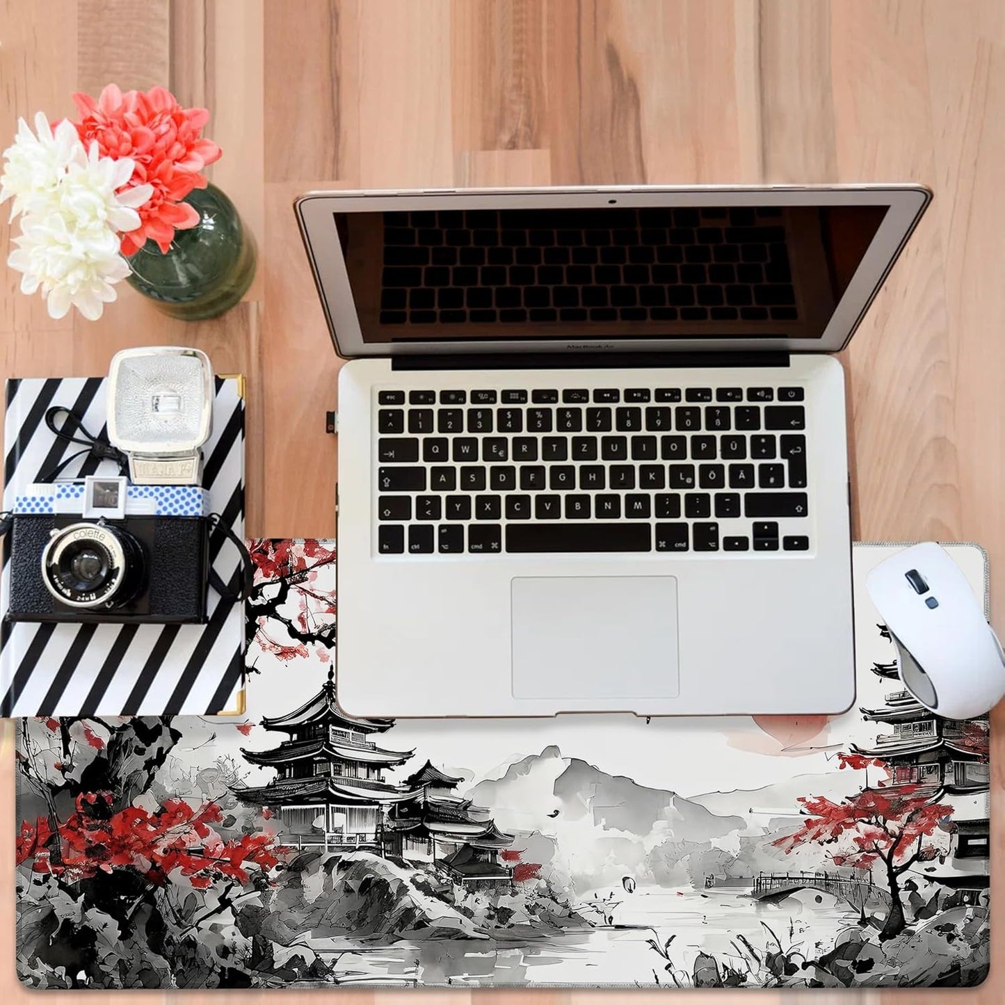 Oriental Painting Gaming Mouse Pad 3mm Thick Stitched Edge Waterproof Non-Slip Large Computer Keyboard Mouse Mat,Suitable for Office Entertainment Decorative Desk Pad 35.4 x 15.7 Inches