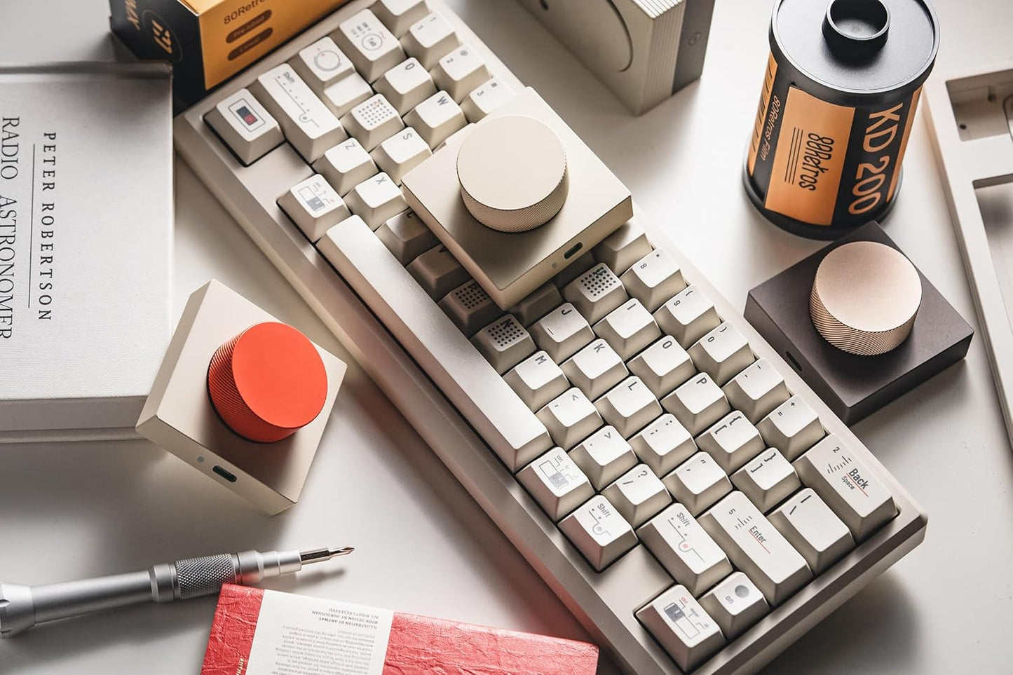 Bluetooth Media Control Knob, Controller for PC/Gaming/Home Audio/Desktop,Multi-Function Button with Adjustment,Wireless Volume Controller for Windows, Android, iOS, macOS