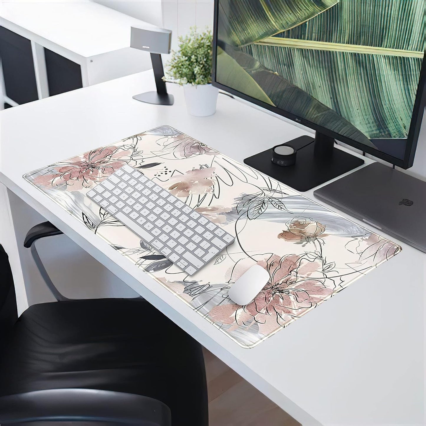 Desk Mat, Abstraction Hand Painted Flowers Extended Gaming Mouse Pad (31.5x15.75 in), Cute Large Non-Slip Rubber Base Mousepad with Stitched Edges, Keyboard Mouse Mat Desk Pad for Game Office
